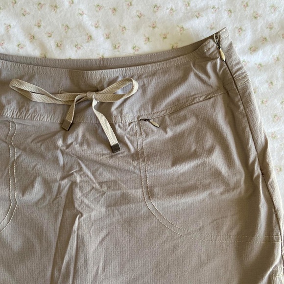 beige athletic miniskirt with built in shorts - Picture 2 of 7